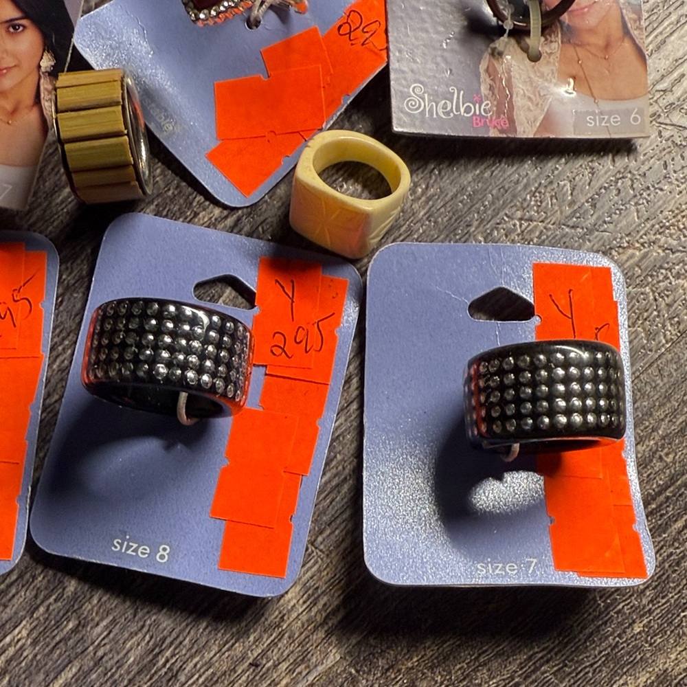 Ring Bundle 24 Stylish Rings - Picture 4 of 11